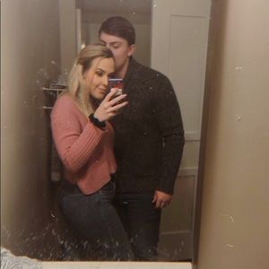 Meet your Posher, Alexis